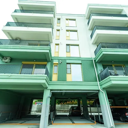 Cristalex Sunset شقة *