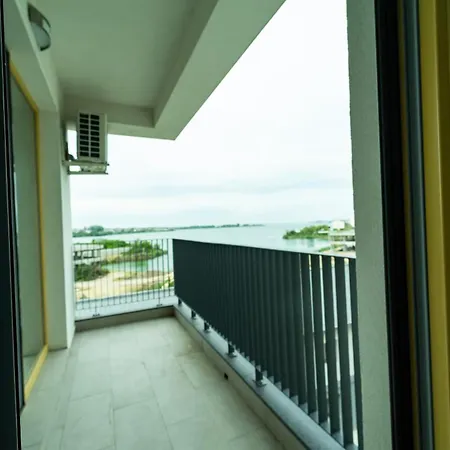 شقة Cristalex Sunset كونستانتا